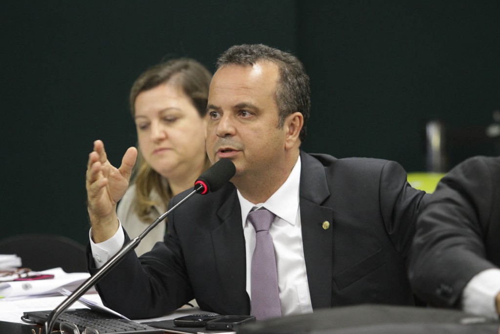 2012.06.26 - PSDB - Aprovação PNE